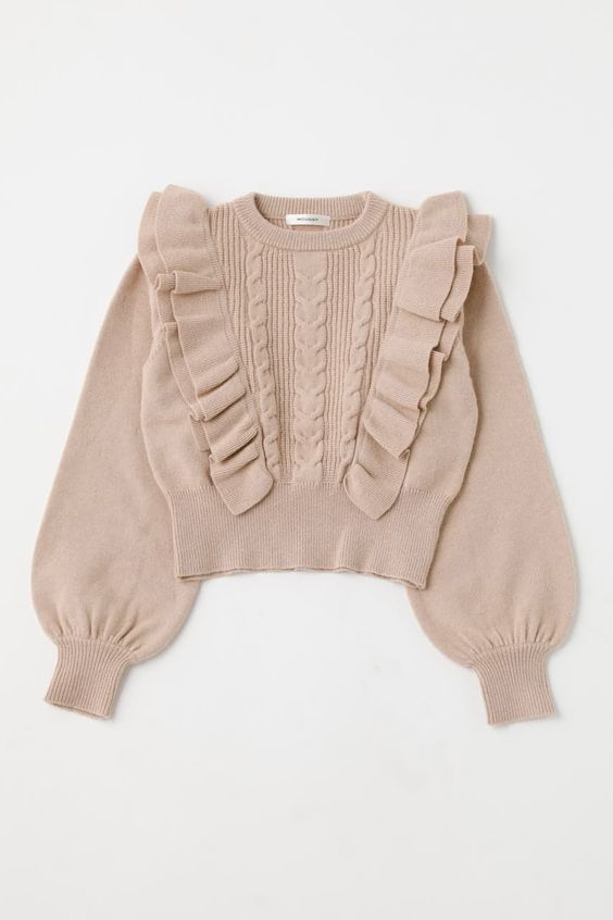 Cozy Elegance: Top 10 Sweaters for Fall 2023